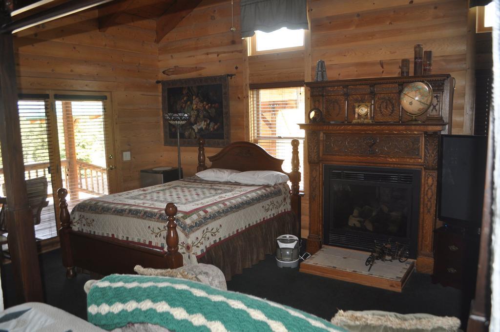 Elkwood Manor Bed & Breakfast Пагоса-Спрингс Экстерьер фото